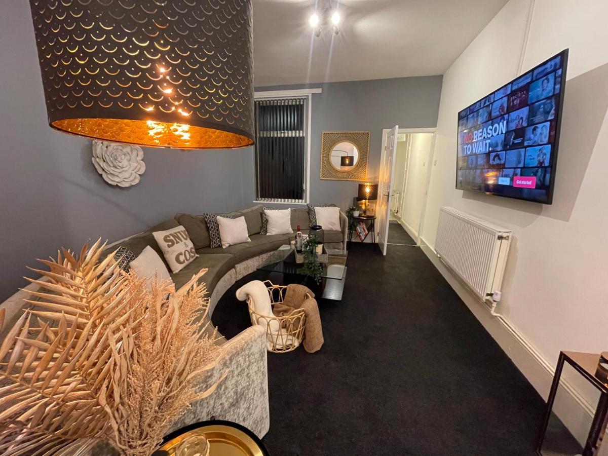 Urban 3 Bedroom Home In Kings Heath-Great Location Бирмингем Экстерьер фото