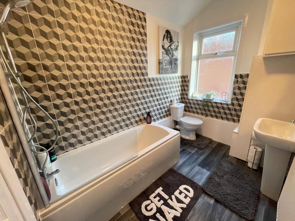 Urban 3 Bedroom Home In Kings Heath-Great Location Бирмингем Экстерьер фото